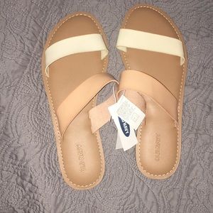 Old Navy never used cushioned insole sandals